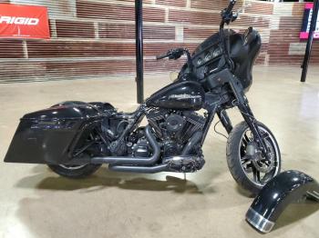  Salvage Harley-Davidson Fl