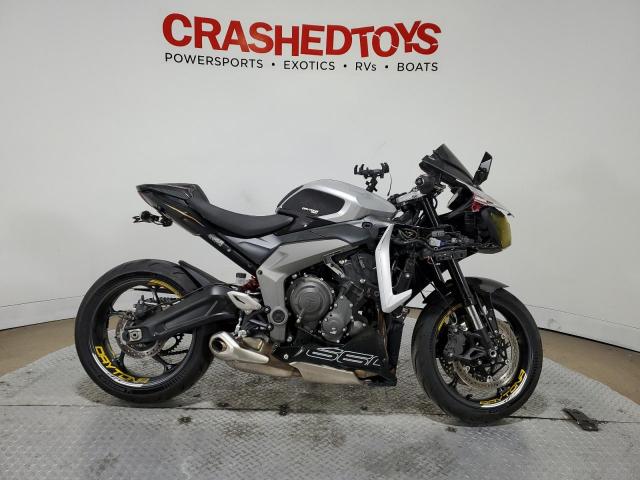  Salvage Triumph Motorcycle Daytona 66